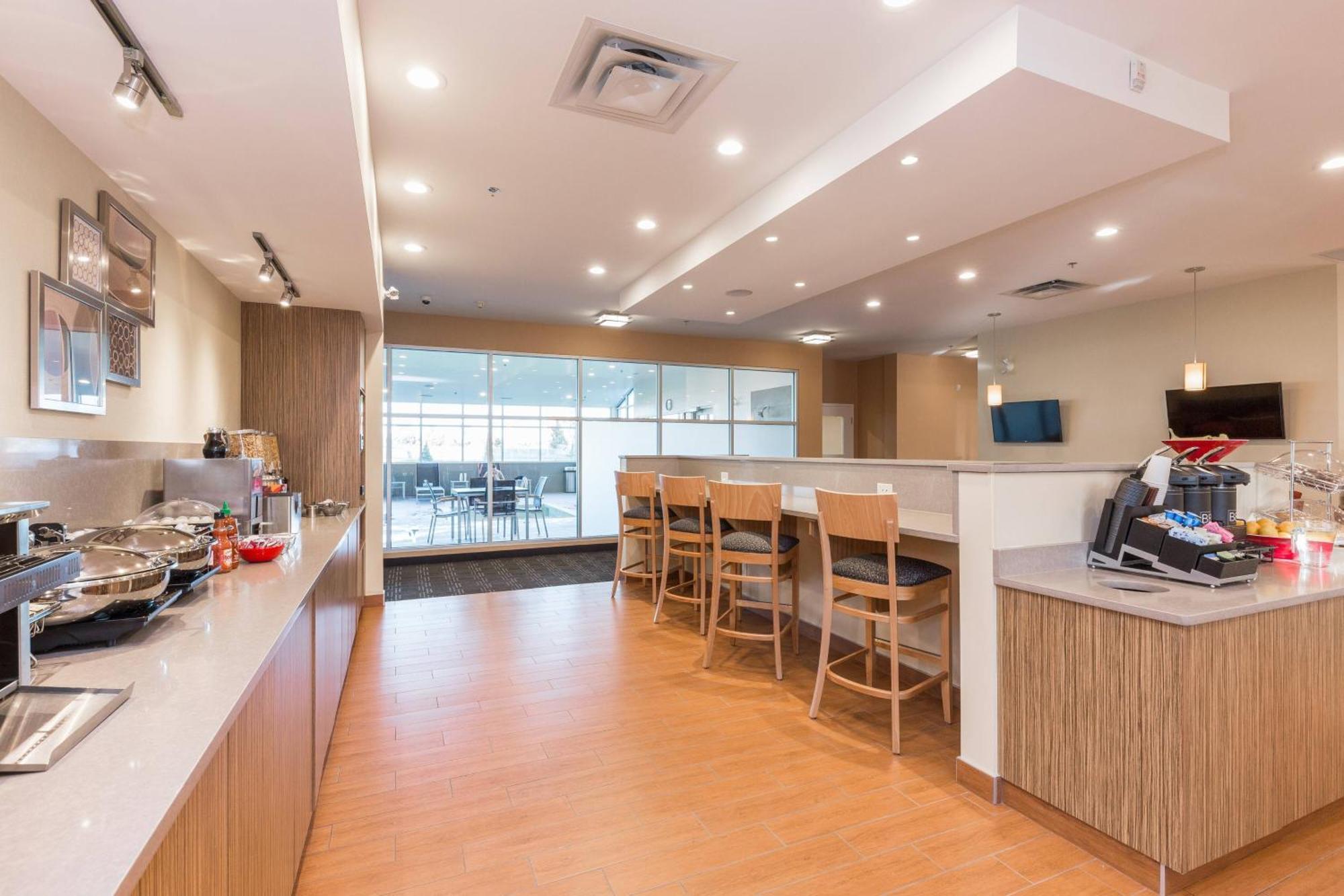 Towneplace Suites By Marriott Edmonton South מראה חיצוני תמונה