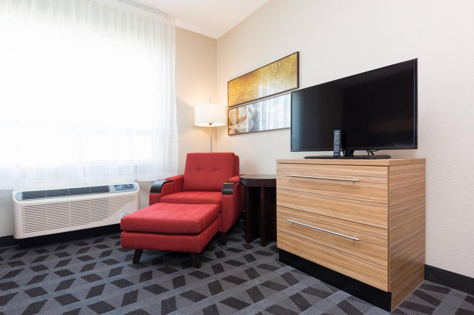 Towneplace Suites By Marriott Edmonton South מראה חיצוני תמונה